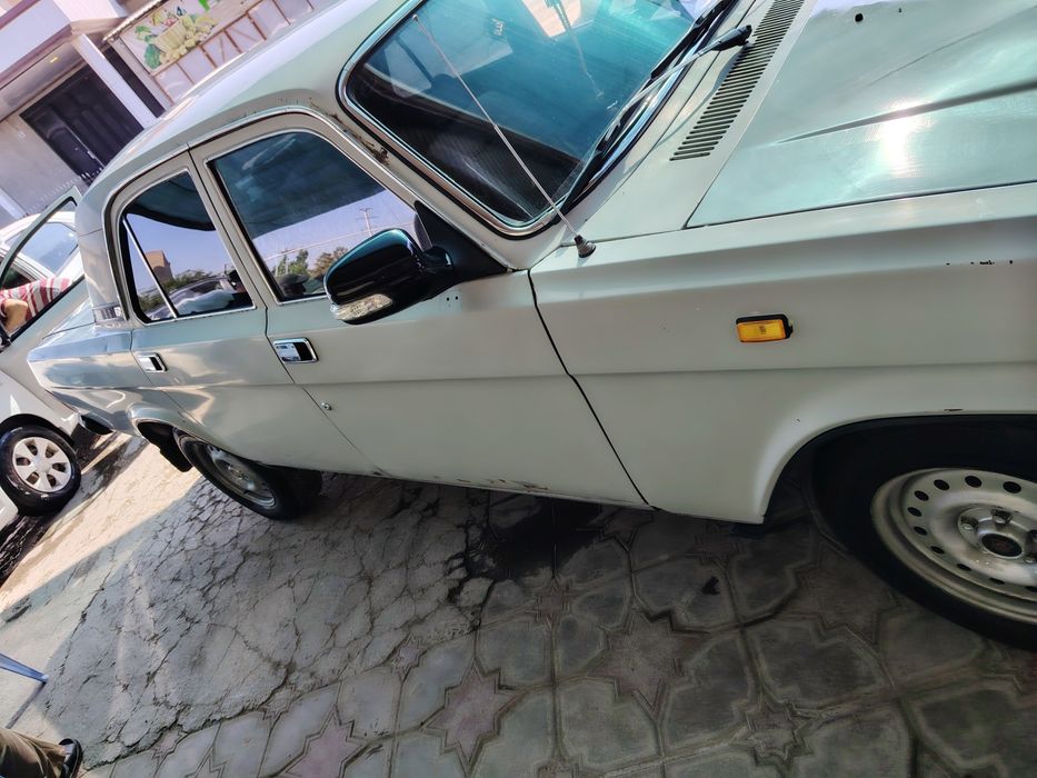 Volga 31029 sotiladi