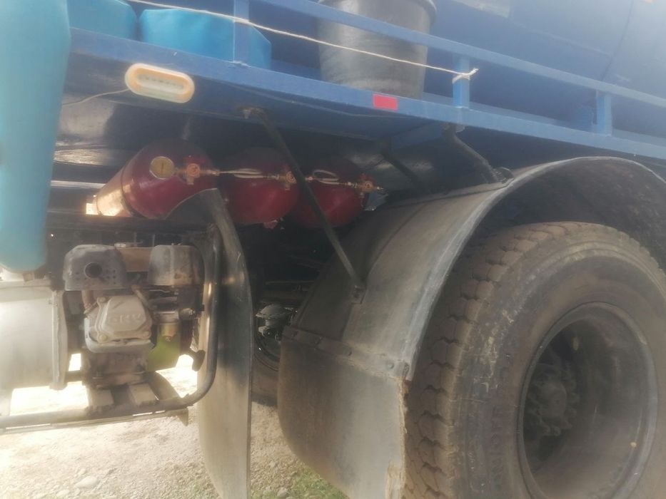 Suv moshina vodovoz sotiladi