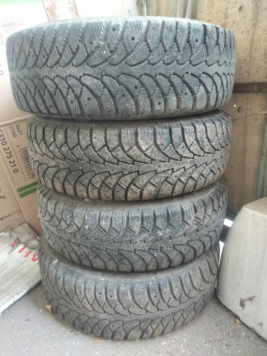 Продам  шыны с дисками