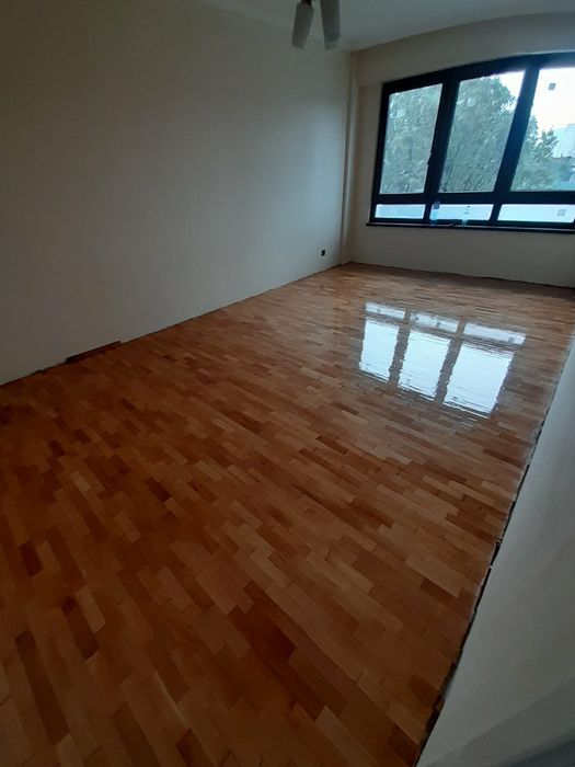 ЦИКЛЕНЕ НА ПАРКЕТИ.Подови и паркетни услуги.