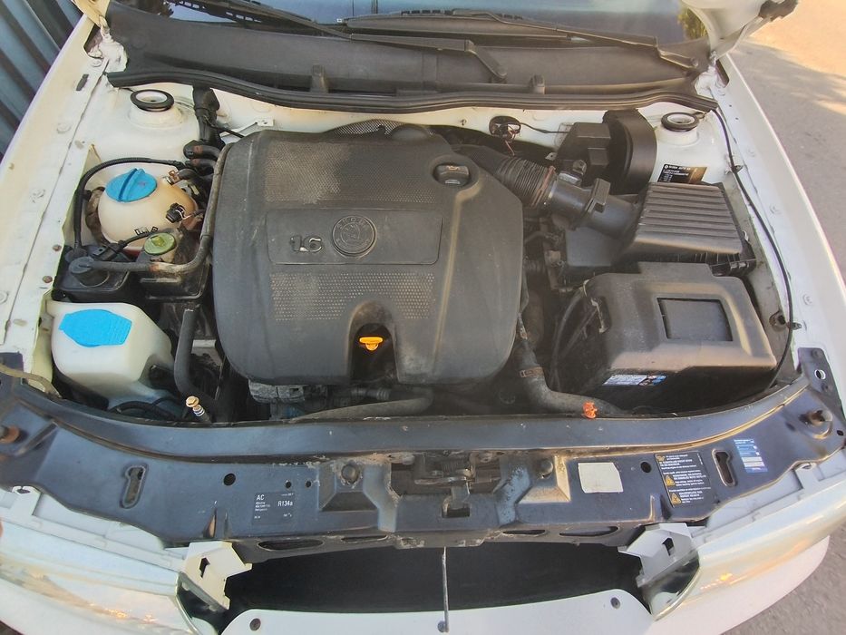 Skoda Octavia Tour 1-1.6MPI-102Cp-2008-Ac.Proprietar în acte