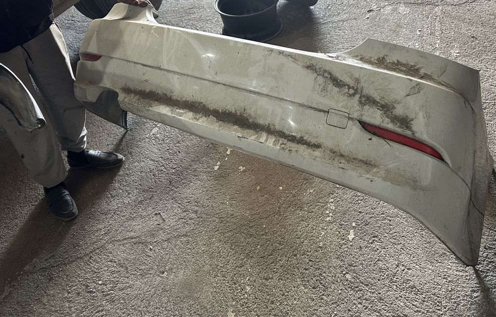 Продам задни бампер Е60