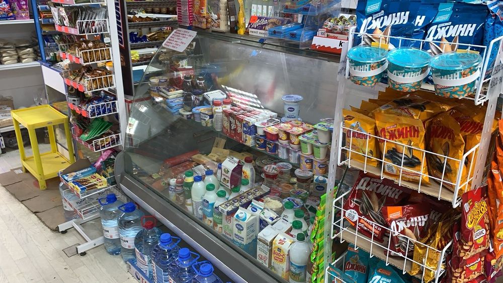 Холодильник для магазина