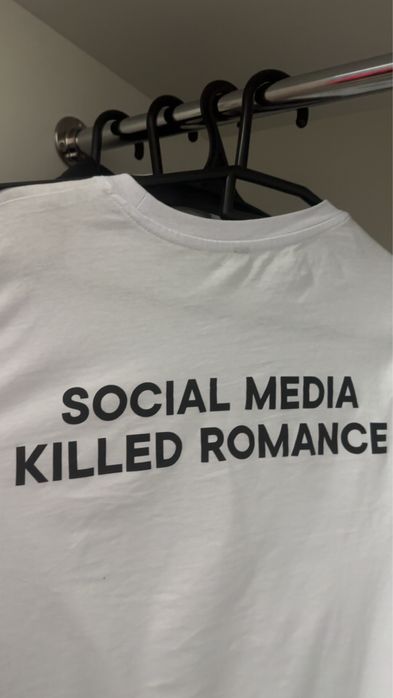 Футболка белая, social media killed romance, t-shirt