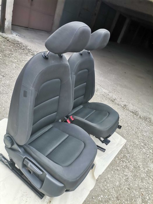 Салон за ауди а4 б8 2010