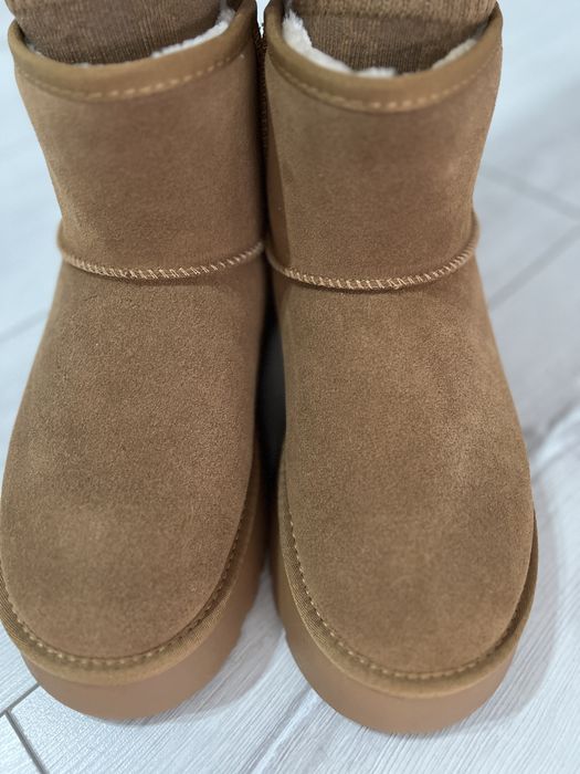 Угги коричневые новые