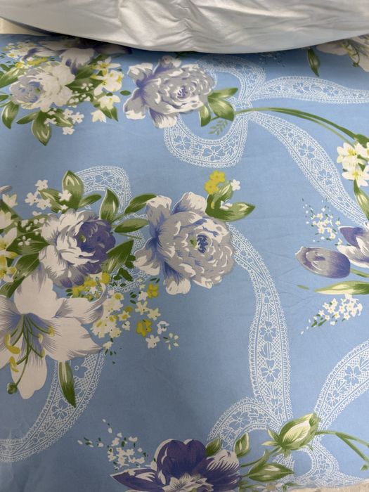 Продам две подушки