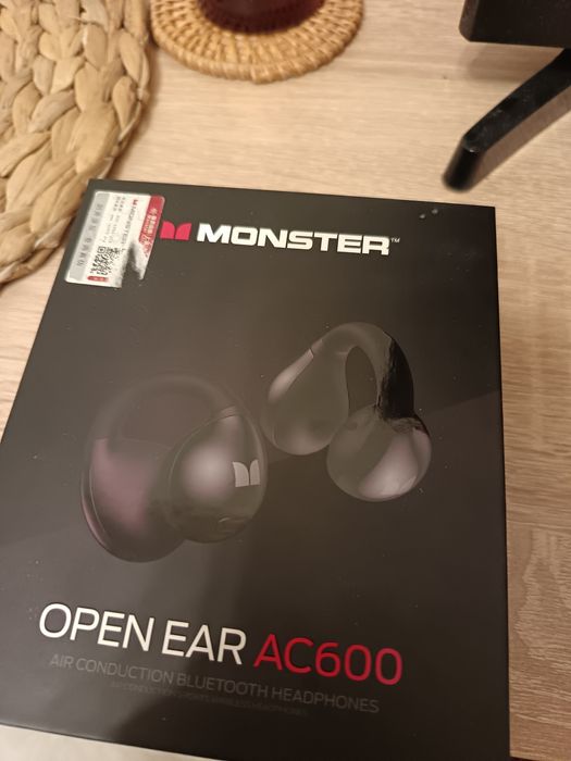 Продам наушники новые