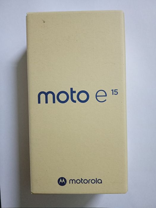 Motorola E15 на гарантии