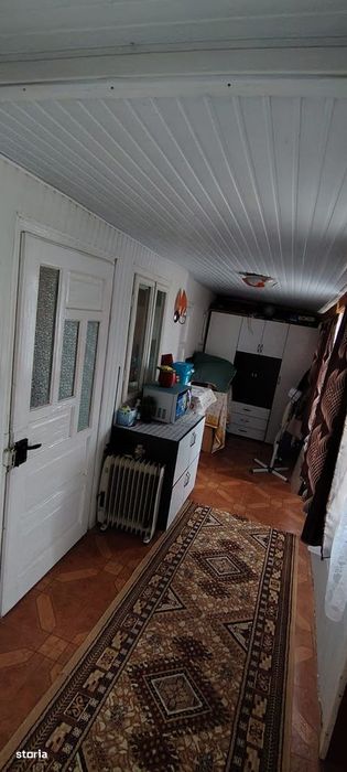 Casa cu etaj zona centrala in Cucorani