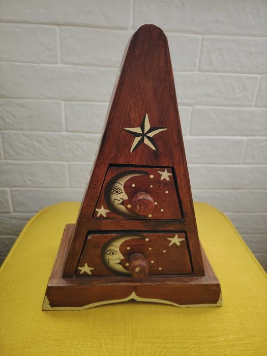 Винтидж дървена кутия за бижута