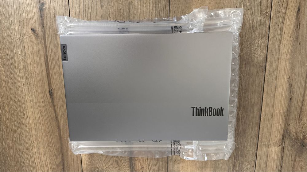 Лаптоп Lenovo Thinkbook 14 Gen 4 Intel i5-1235u 8GB RAM 256GB SSD Windows 11 Pro