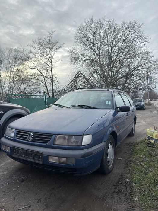Volkswagen Passat B3/4 1.8i 1993-1996г. на части