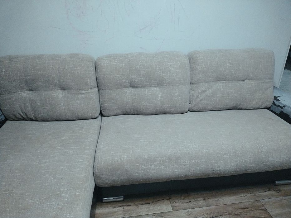 Продам диван- самовывоз