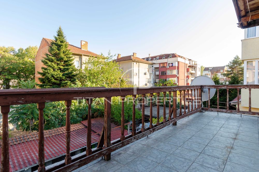 Продава се Къща в Пловдив, Кючук Париж - 200 кв.м за 2575 €/кв.м - Снимка #15