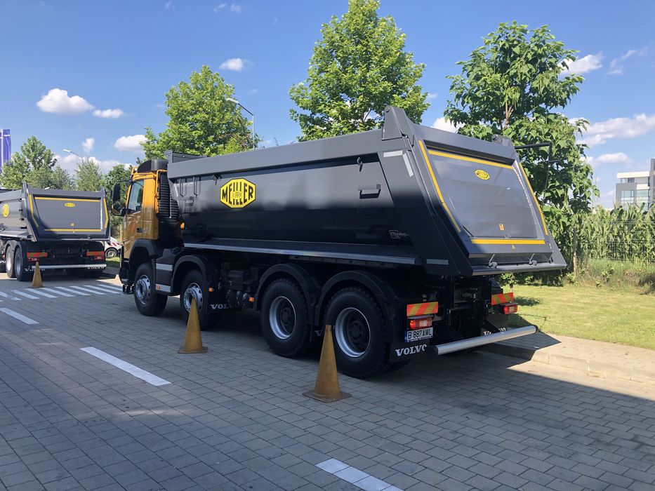 Inchiriere autobasculanta 8x4