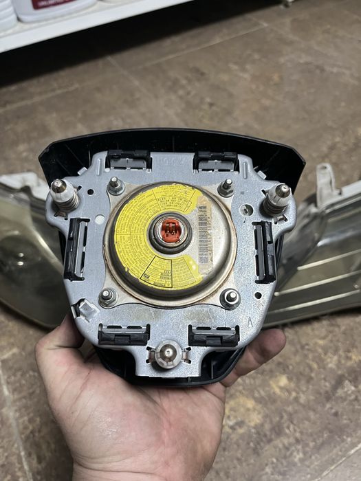 Айрбак камри 50 американец с е в хорошим