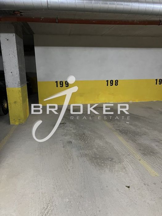 Гараж в Кърджали-Център