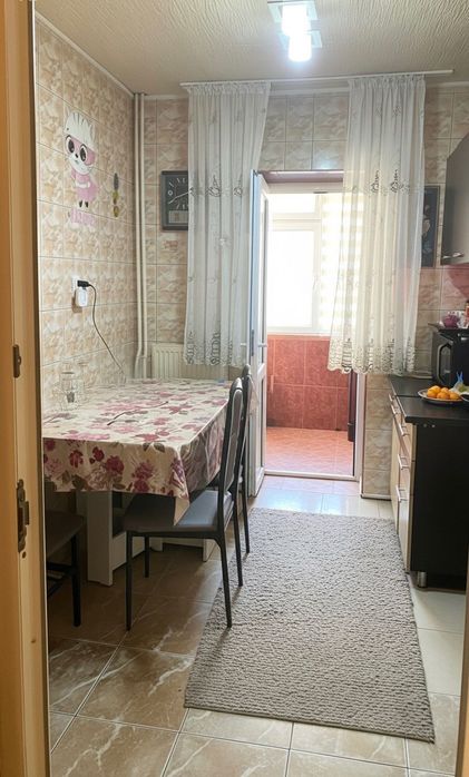 Apartament decomandat – Etaj 1 – Zona Anda