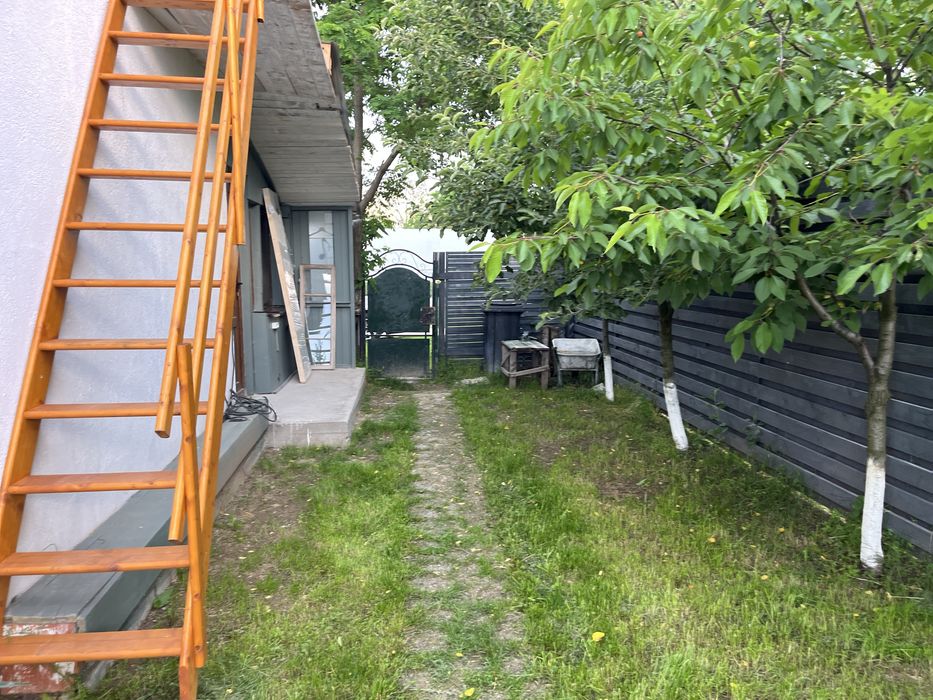 Schimb(NU VAND) casa, cu apartament in Bucuresti