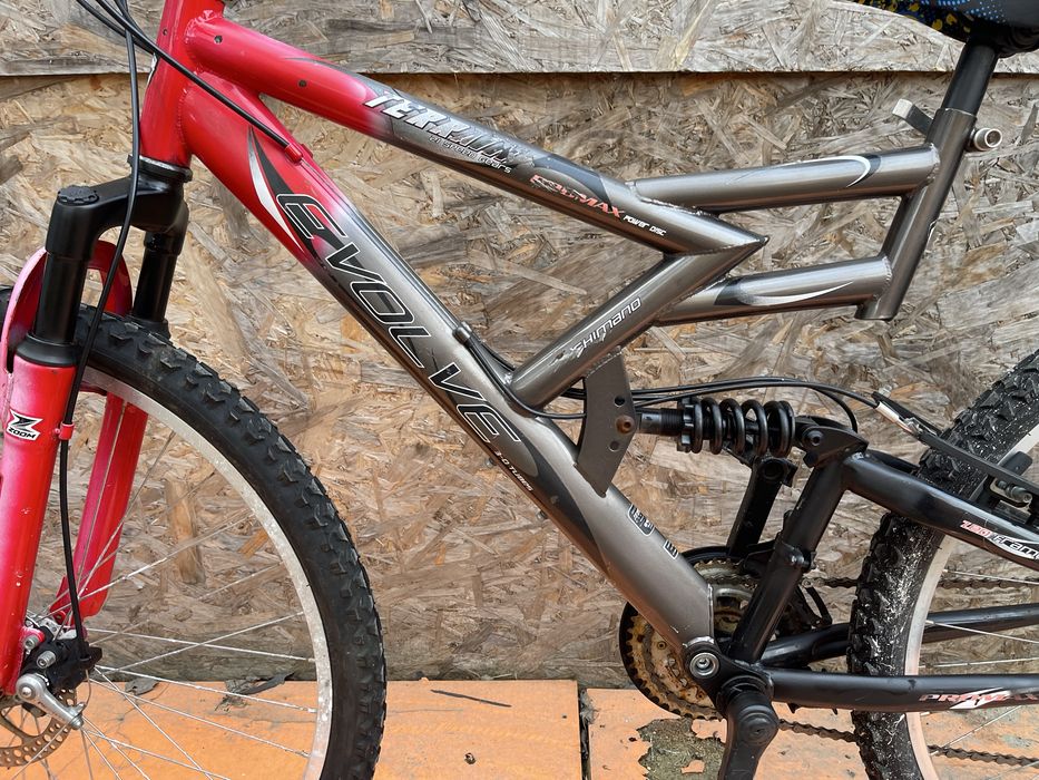 Bicicleta evolve frana pe disc roti 26” cu suspensii