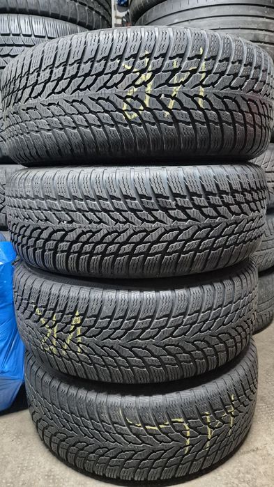 Jante Volvo originale V60, R16 Black + Diamond Cut
+ anvelope