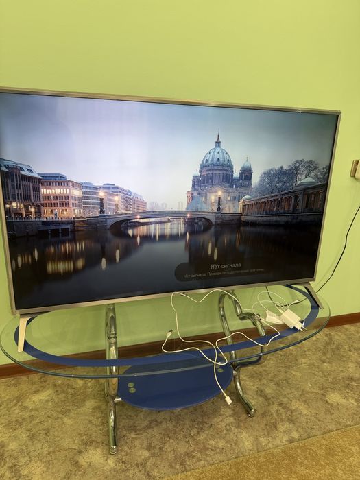 Телевизор б/у состояние хорошее