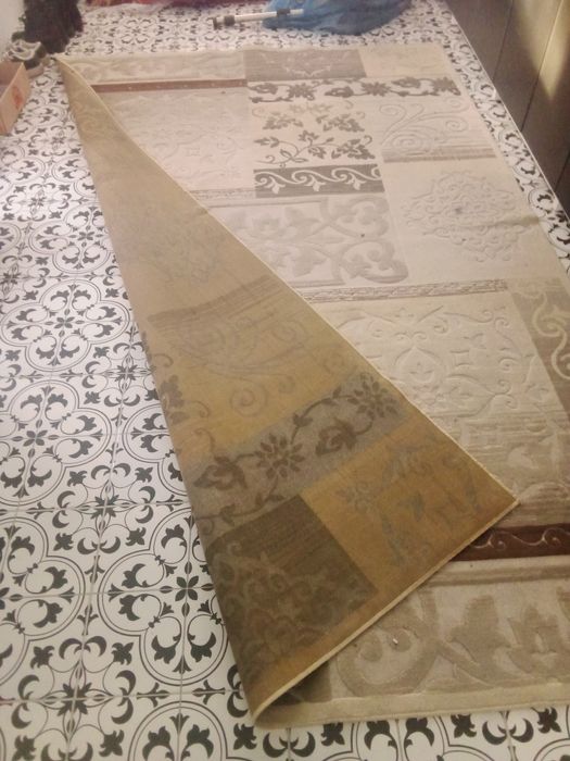 Продам ковёр шелковый