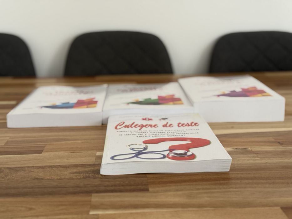 Tratat de ingrijiri medicale vol 1, vol 2, vol 3 + culegere de teste