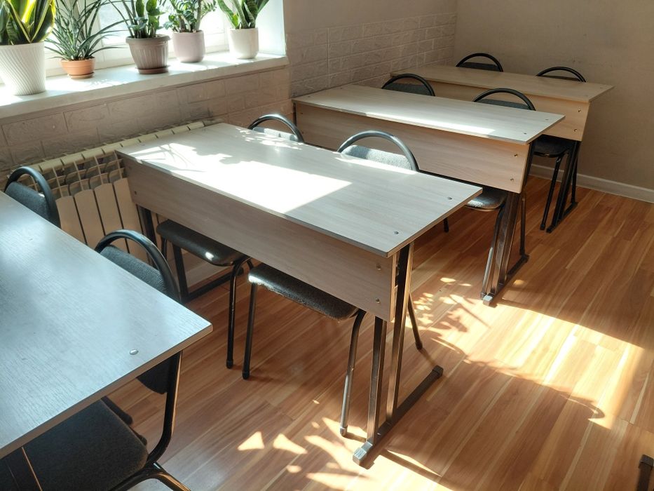 Продам парты и стулья