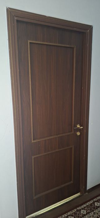 Продам двери 6 штук