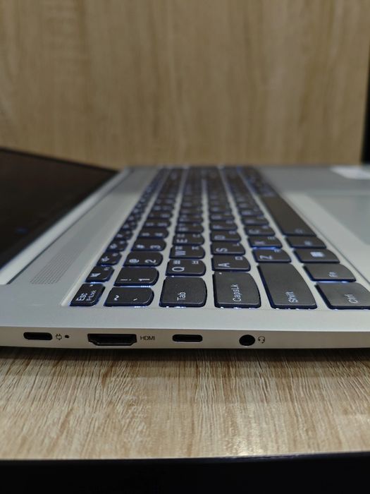Lenovo ideapad slim 5 16,8
