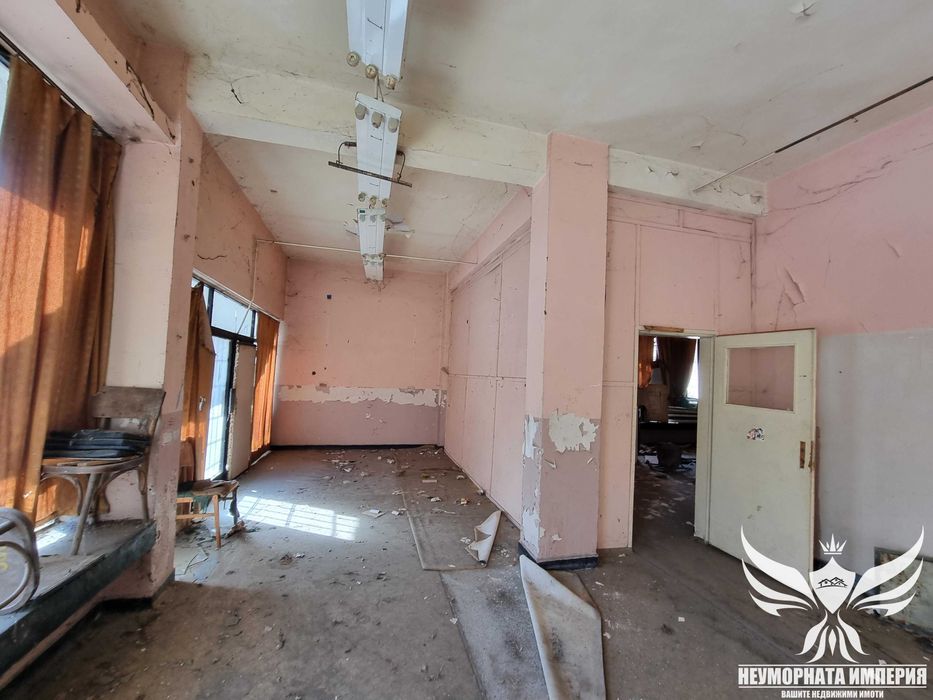 Продавам помещение, магазин, заведение 147кв. в гр.Лъки, обл.Пловдив