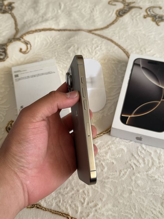 Айфон iPhone 16 Pro 256GB 100%