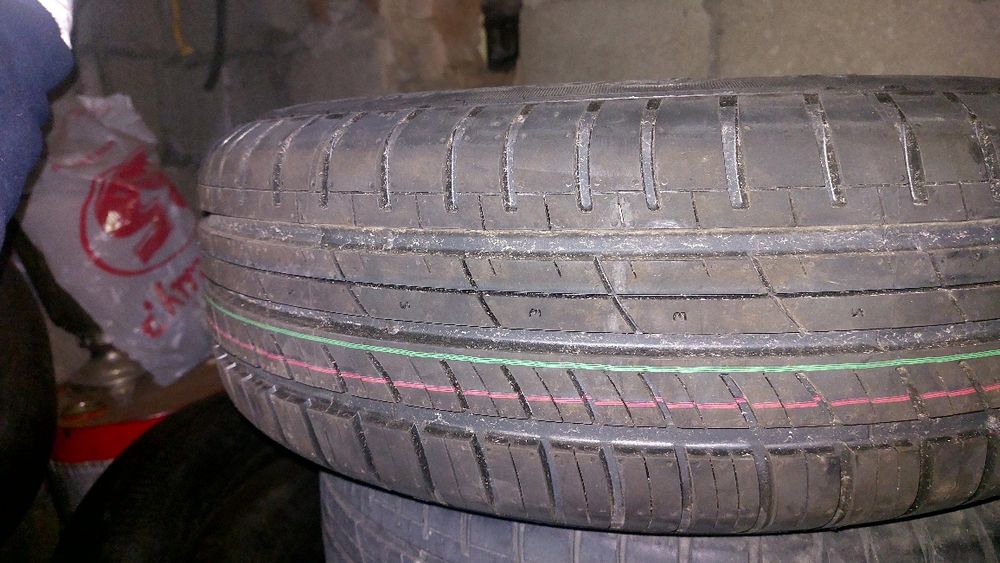 Продам летние шины с дисками