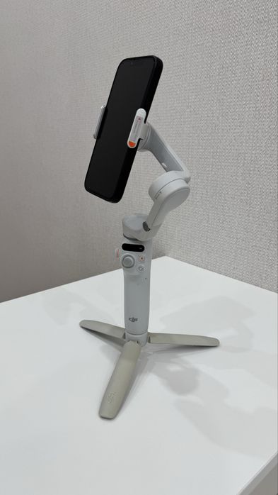 Стедикам DJI Osmo Mobile 6