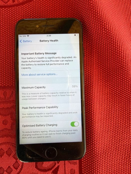 Продавам Iphone 7 32 GB