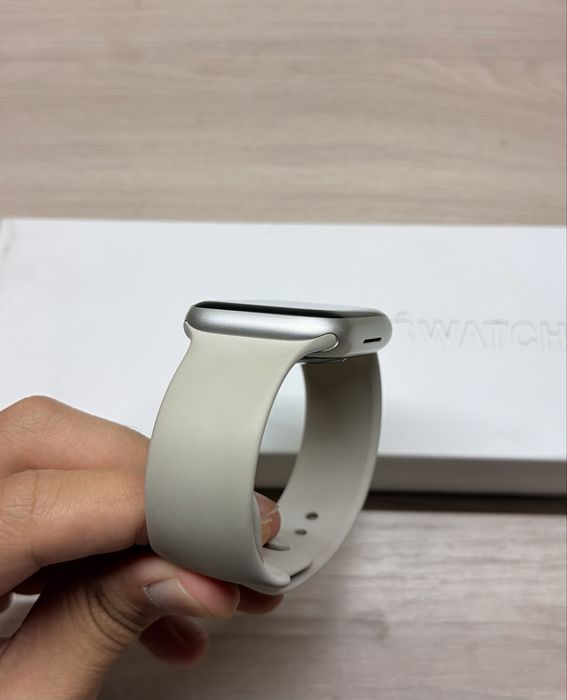 Apple Watch 8 45mm 90%