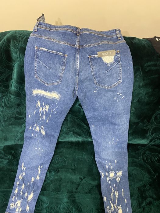 Vand blugi Zara Carrot Fit Marimea 42