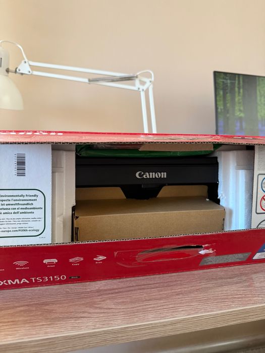 Като НОВ! Принтер Canon Pixma TS3150 + подарък хартия