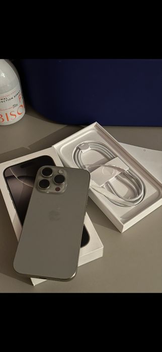 Iphone 16 pro 256 gb серебристый