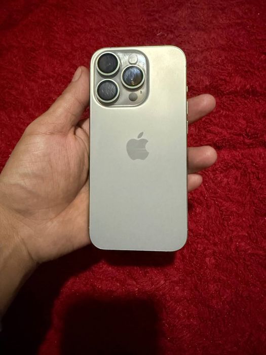 Iphone 15 pro 256/82% z/aa