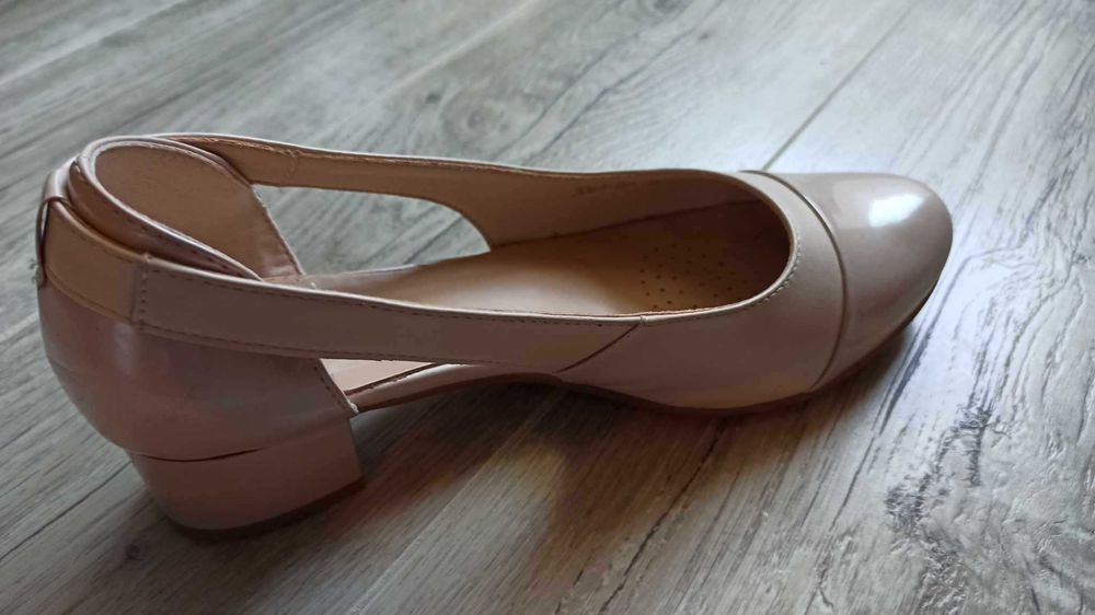 Обувки в цвят пудра дамски 36 номер