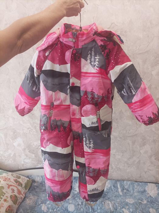 Продам детский зимний комбинезон