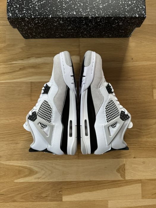 Air Jordan 4 Military Black 43