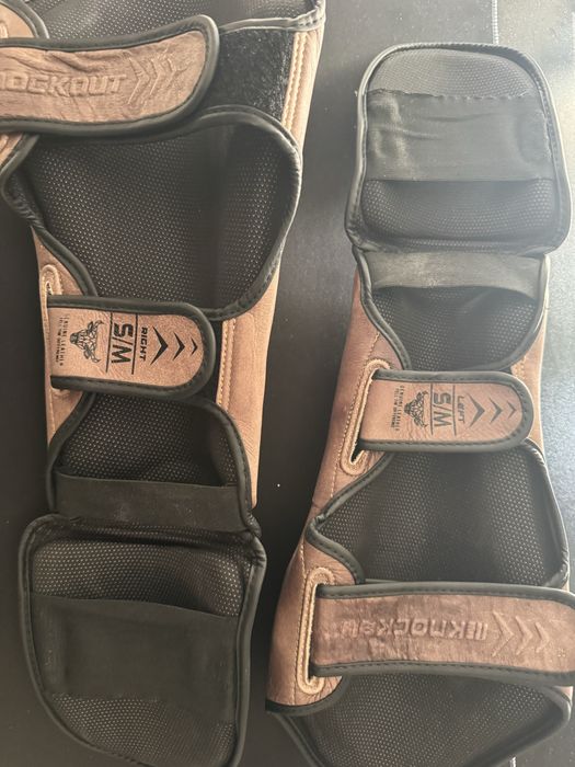 Manusi de box Rival rs80v 12 oz si tibiere knockout