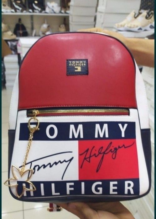 Rucsac+portofel,new model, super calitate, saculet, etichetă