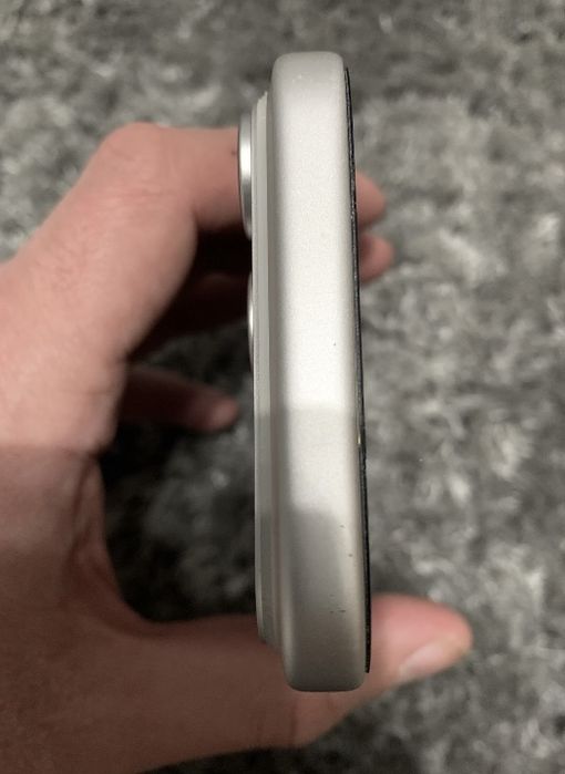 Vand urgentt iphone 17 pro max