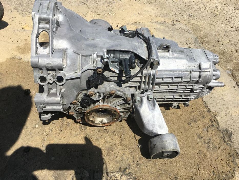 Cutie Viteze Manuala in 5 Trepte Audi A4 B5 1.8 1997 - 2001 Cod DWA