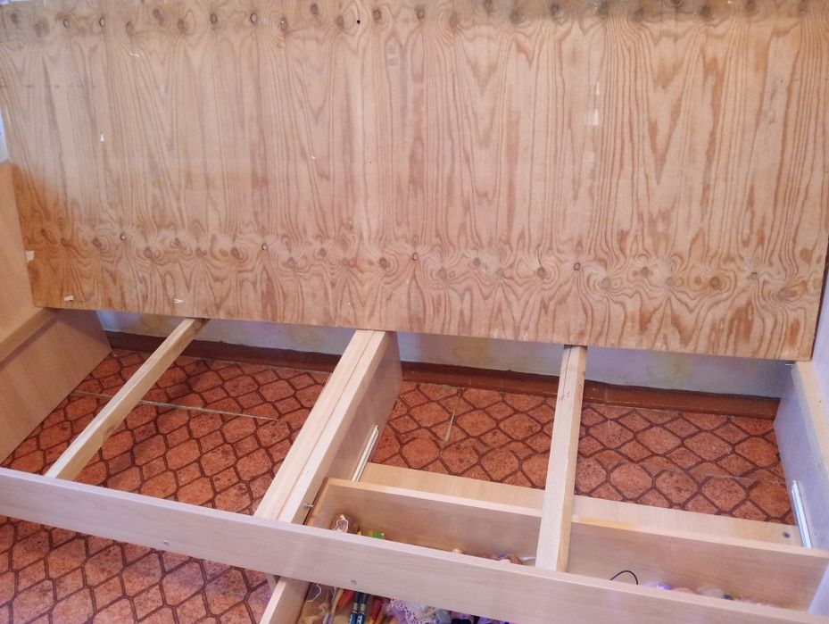 Продам  кровать кровать